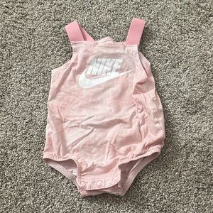 Nike baby girl romper 6m